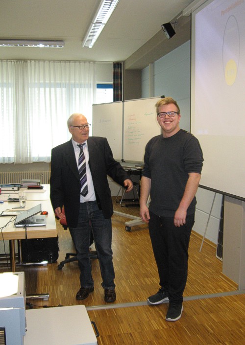 tl_files/SHK/img/presse/2016-03-08-auftragsbearbeitung_6422.jpg
